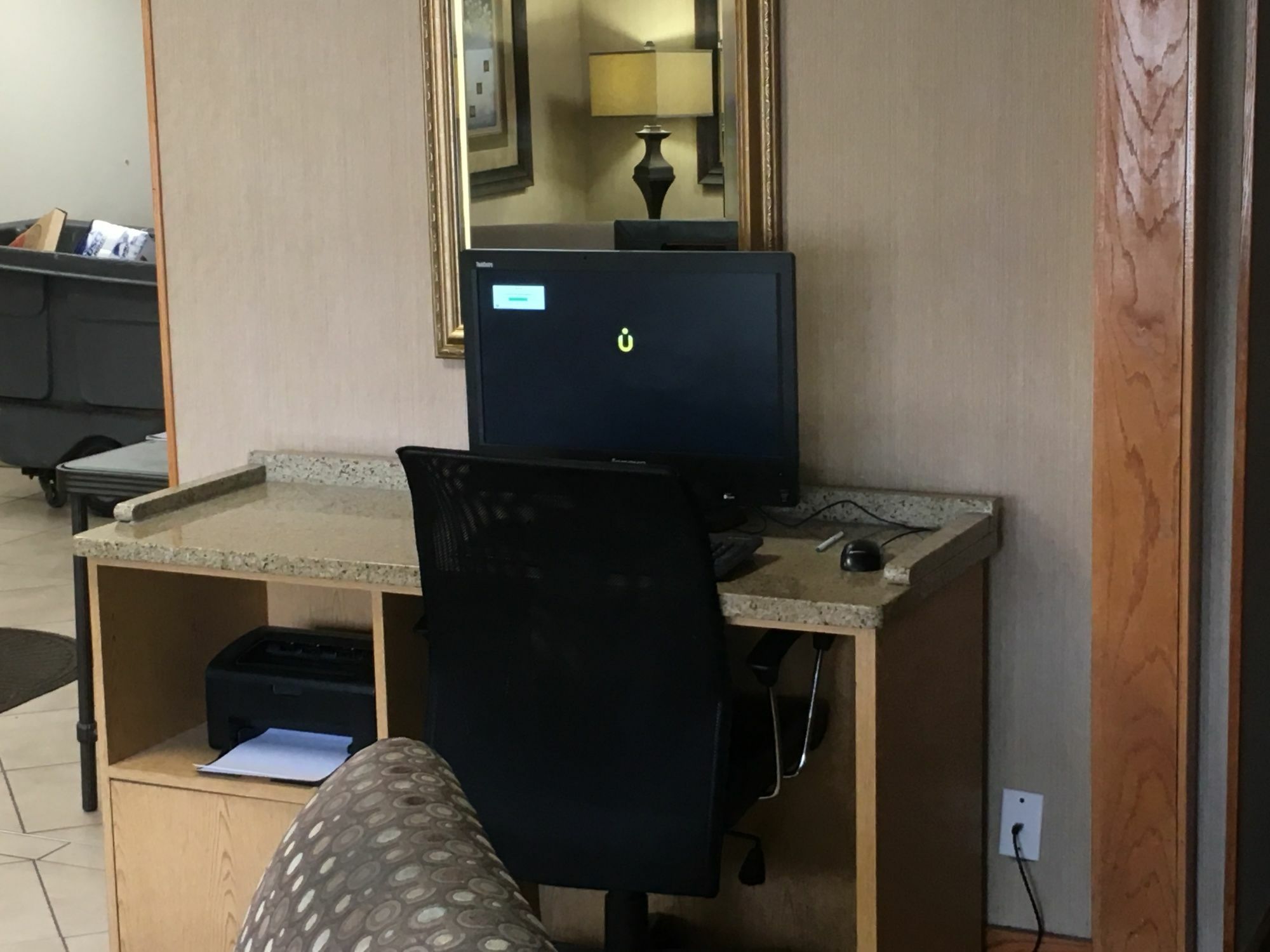 Quality Inn & Suites Милуоки Екстериор снимка